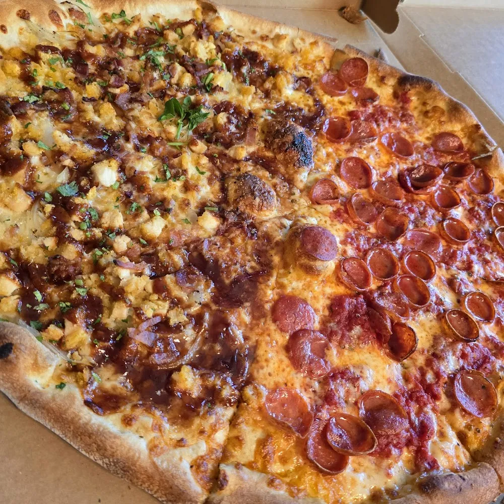 18 Pie Half Pepperoni Half BBQ Chicken